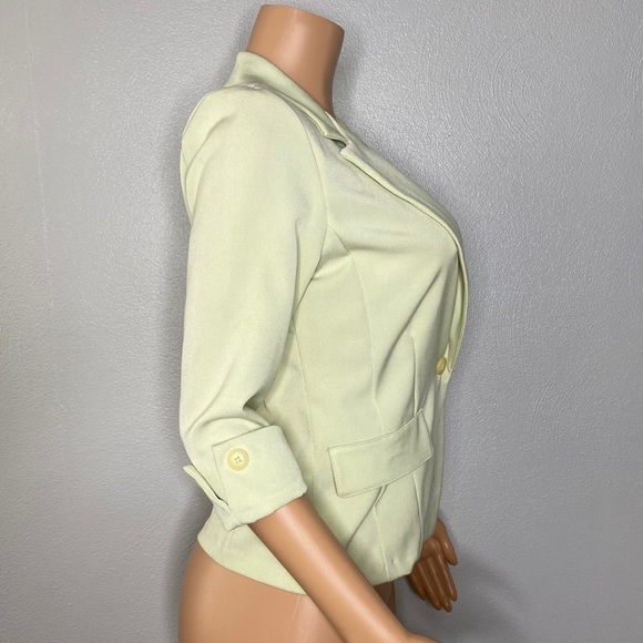 Beloved NWOT Light Green Blazer Size S - Picture 2 of 6
